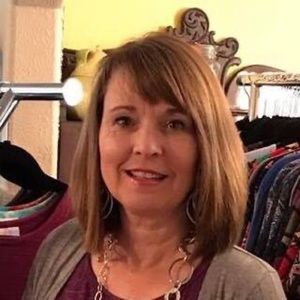 Meet your Posher, Lisa